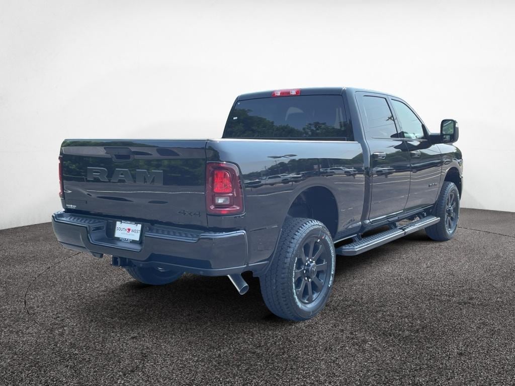 New 2026 Ram 2500 BIG HORN CREW CAB 4X4 6'4 BOX Pickup