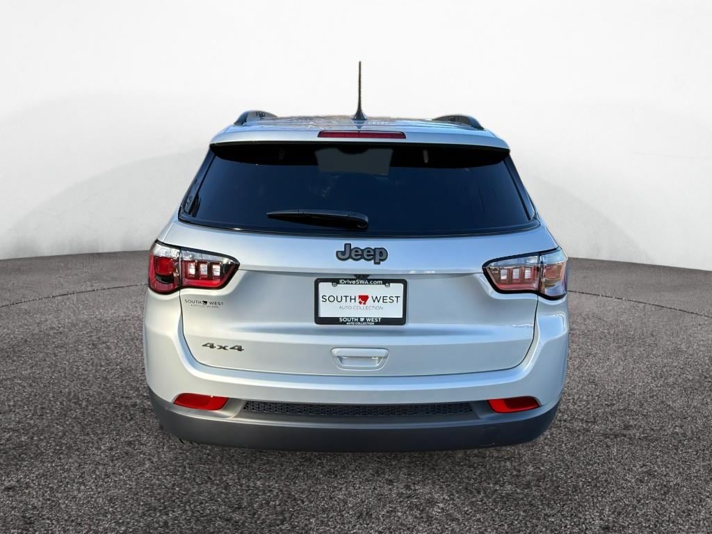 New 2026 Jeep Compass LATITUDE ALTITUDE 4X4 Sport Utility