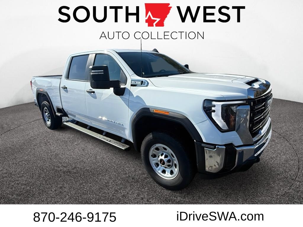 Used 2024 GMC Sierra Pro Crew Cab