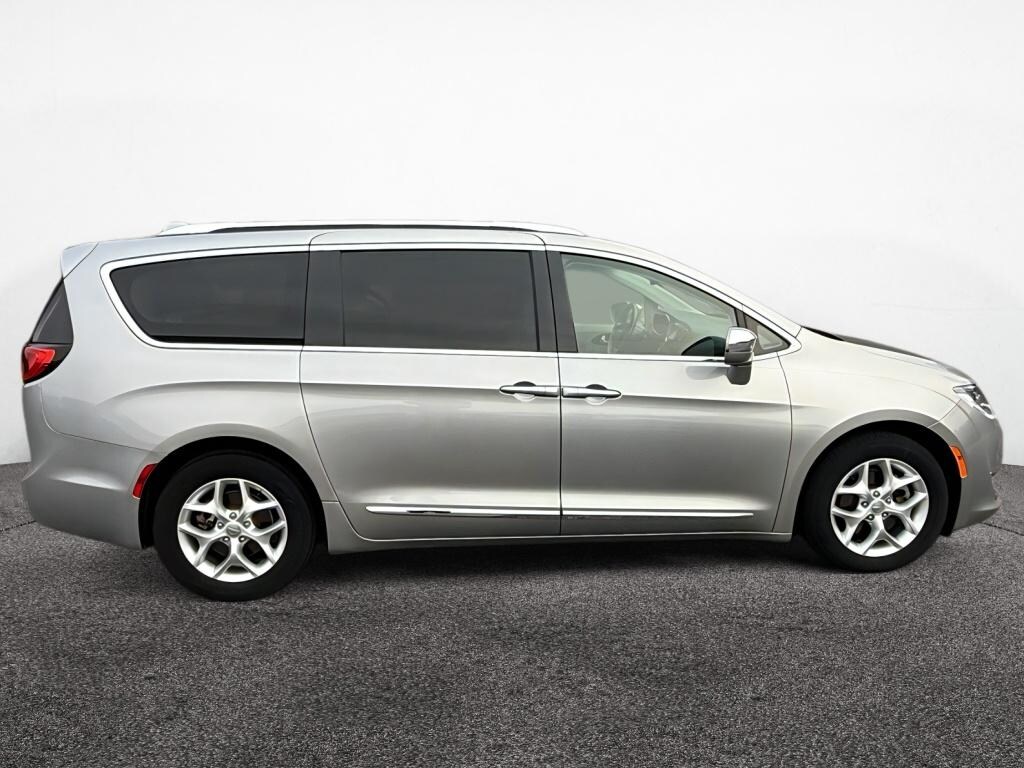 Used 2020 Chrysler Pacifica Limited Passenger Van