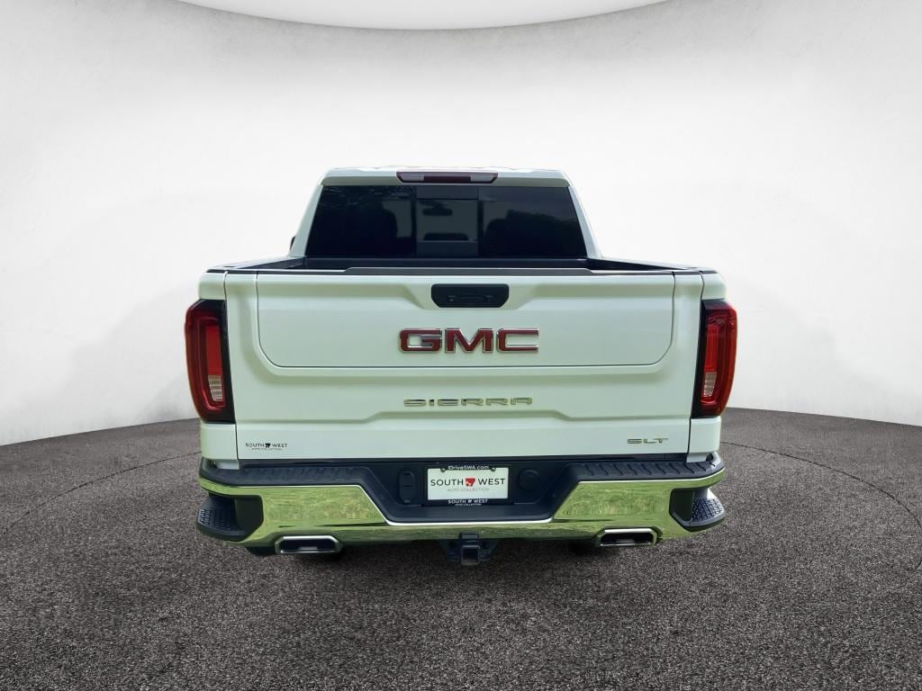 Used 2022 GMC Sierra Limited SLT Crew Cab