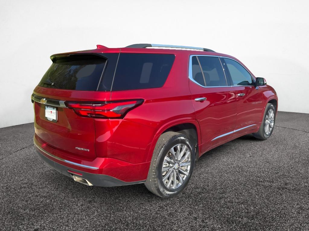 2023 Chevrolet Traverse Premier photo 3