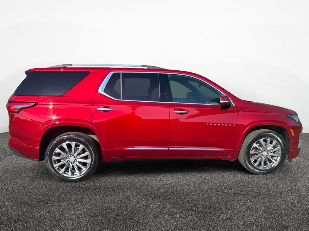 Used 2023 Chevrolet Traverse Premier SUV