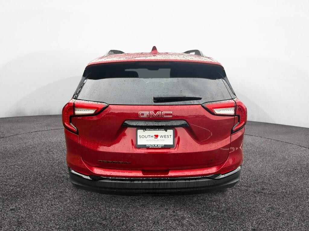 Used 2024 GMC Terrain SLE Sport Utility