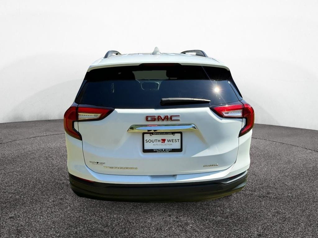 Used 2023 GMC Terrain SLE SUV