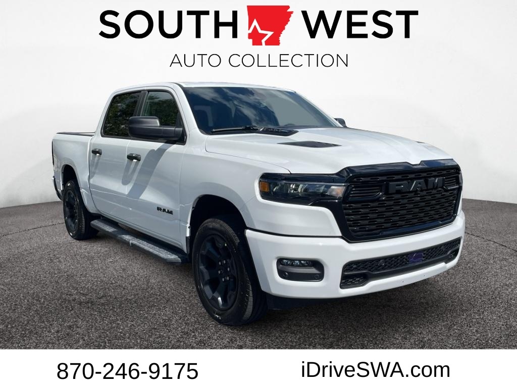 New 2026 Ram 1500 EXPRESS CREW CAB 4X4 5'7 BOX Pickup