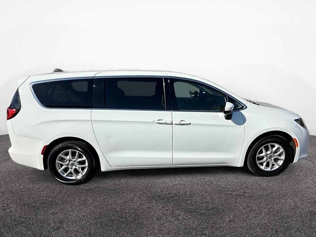 Used 2022 Chrysler Voyager LX Passenger Van