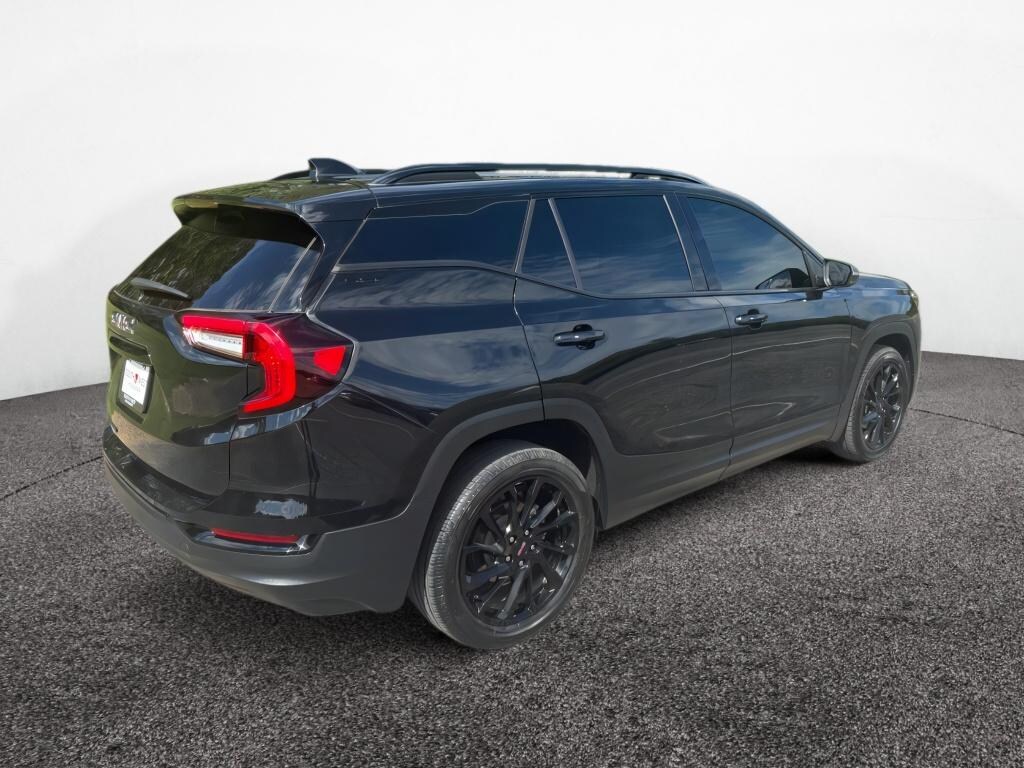 Used 2023 GMC Terrain SLT SUV