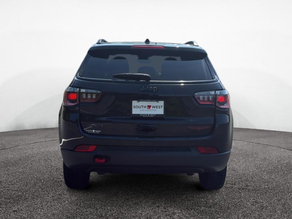 Used 2024 Jeep Compass Trailhawk Sport Utility