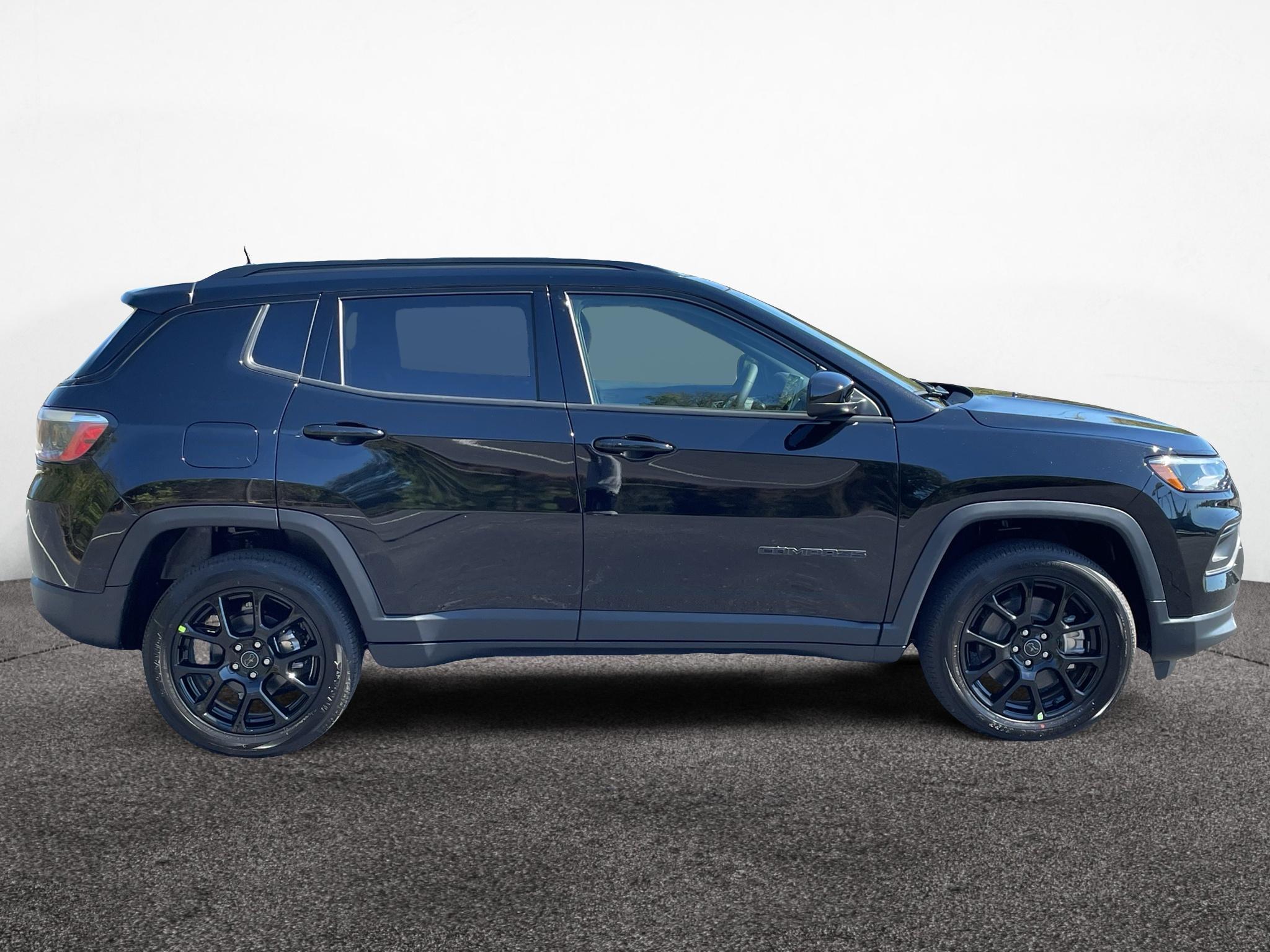 New 2027 Jeep Compass LATITUDE 4X4 Sport Utility