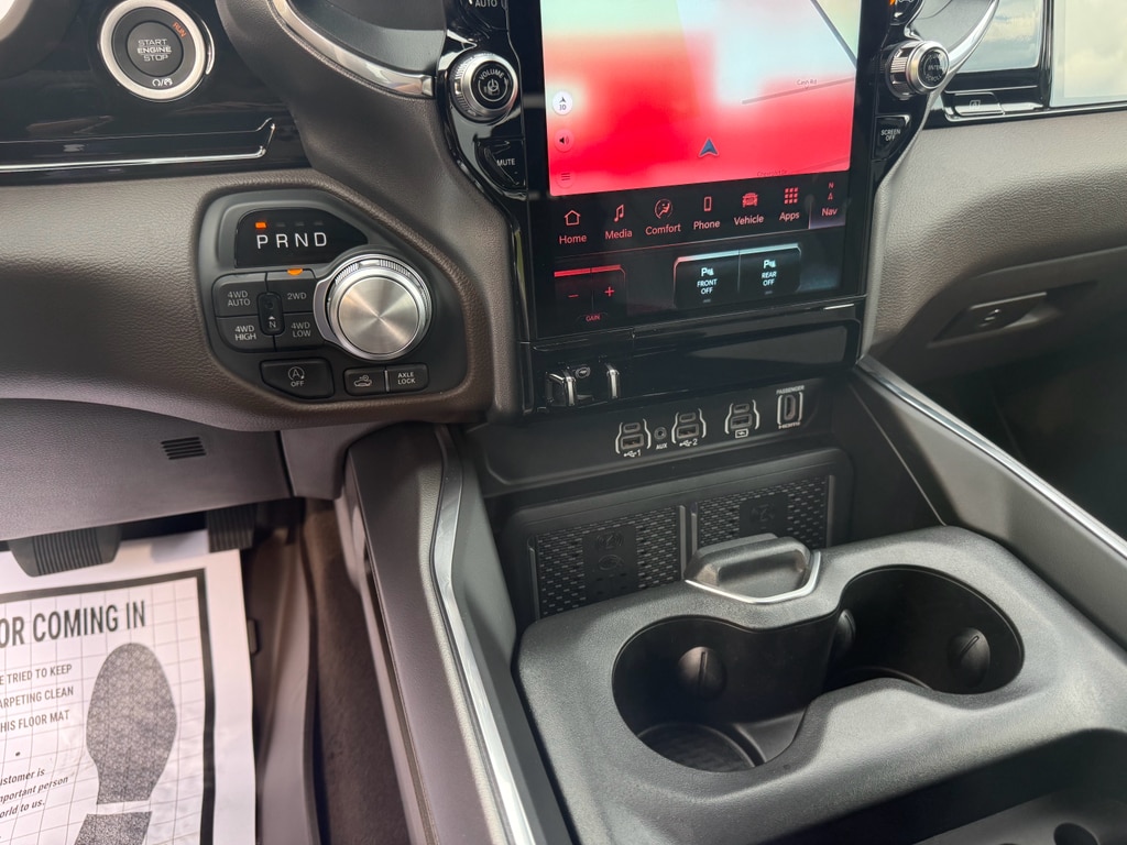 2026 RAM 1500 Laramie - Photo 14