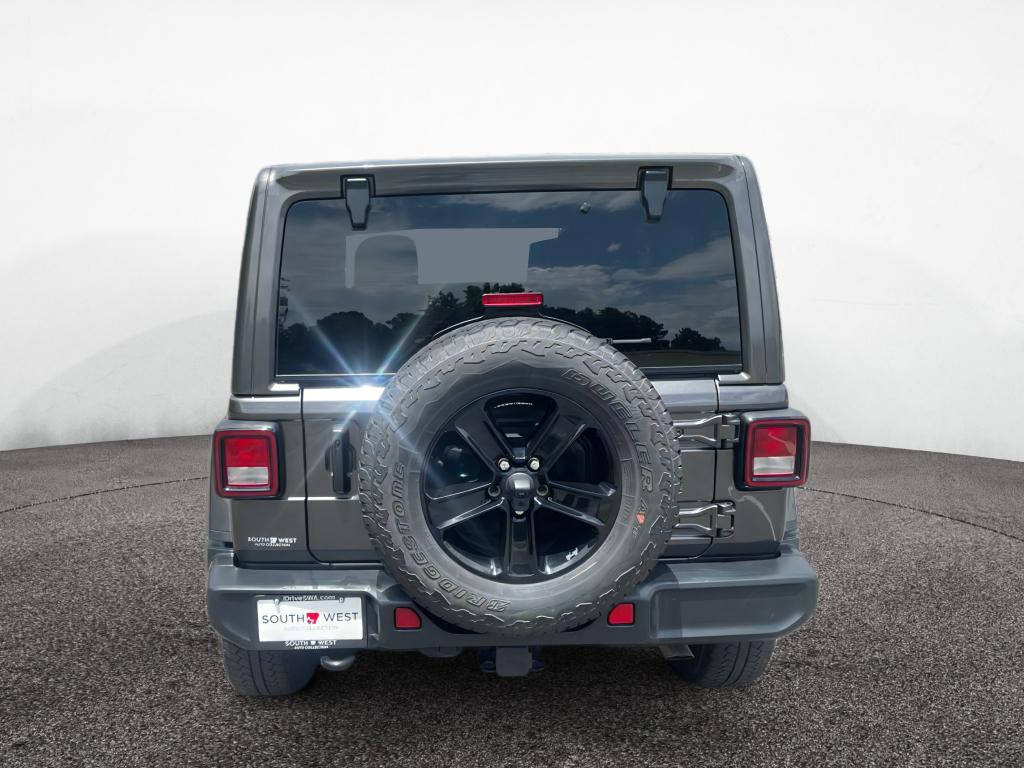 2021 Jeep Wrangler Unlimited Sahara Altitude photo 4