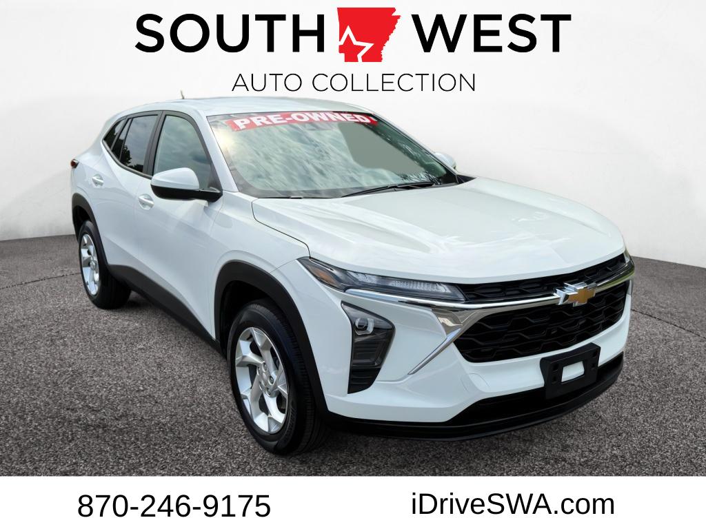2025 Chevrolet Trax LS