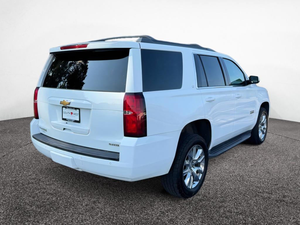 2020 Chevrolet Tahoe LT photo 3