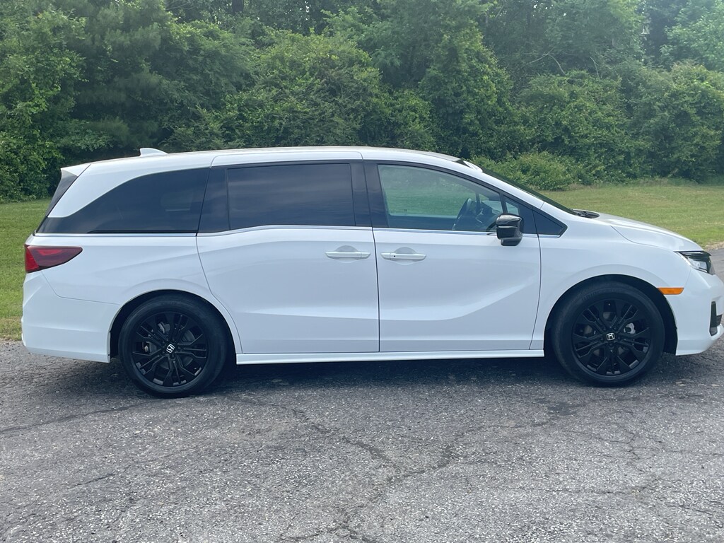 Used 2025 Honda Odyssey Sport-L Van
