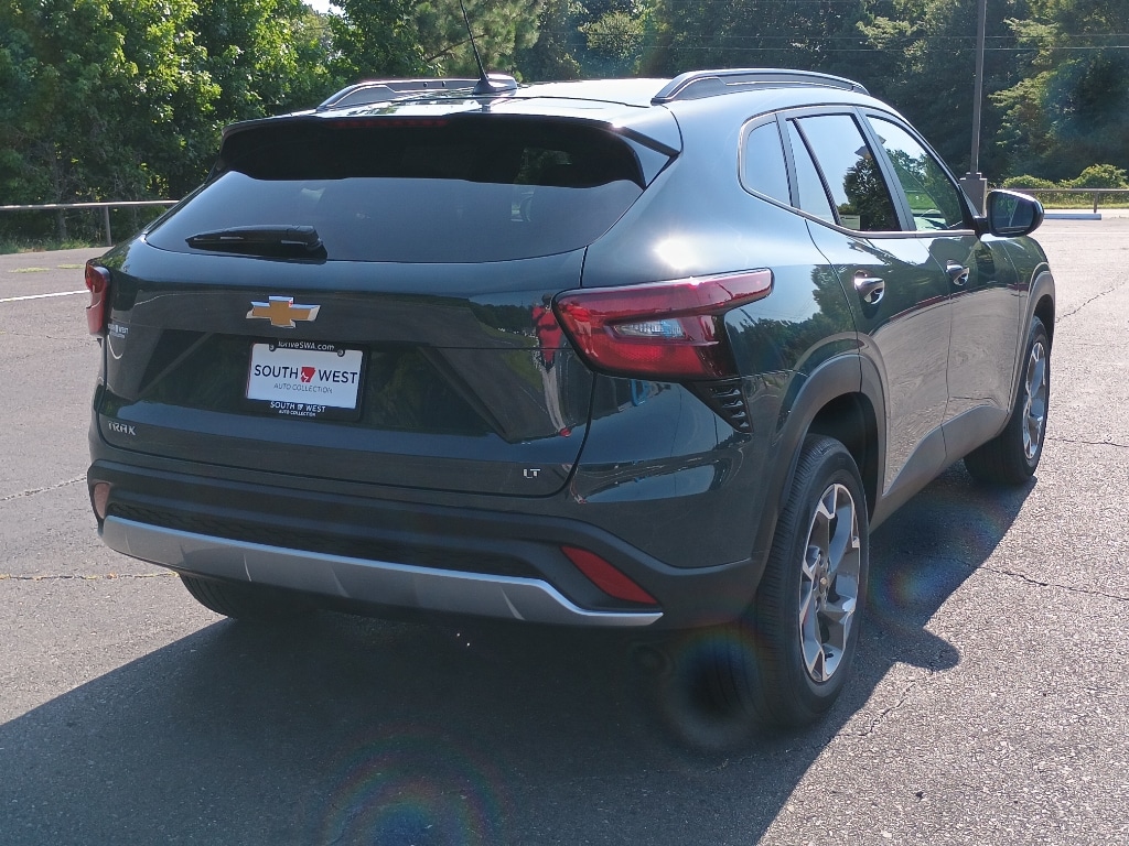 New 2026 Chevrolet Trax LT SUV