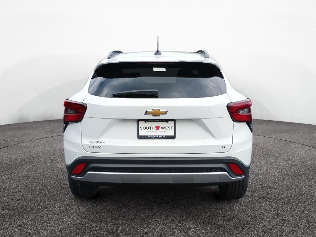 New 2026 Chevrolet Trax LT SUV