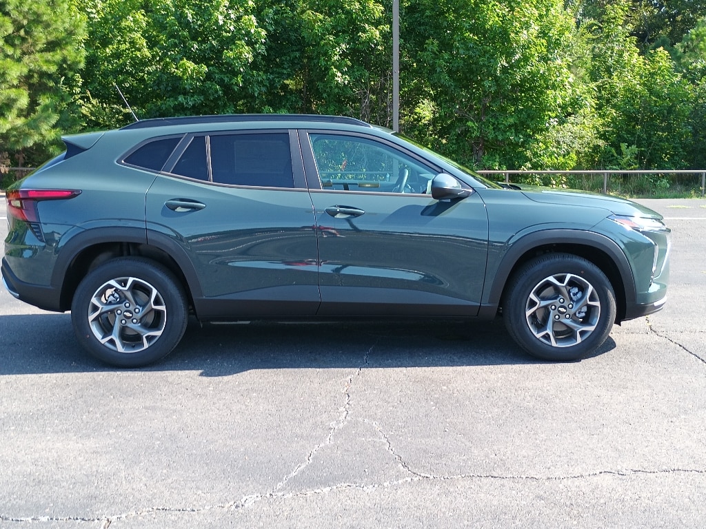 New 2026 Chevrolet Trax LT SUV