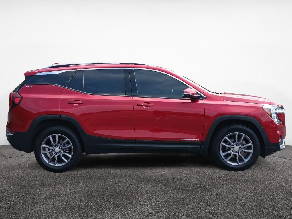 Used 2022 GMC Terrain SLT SUV