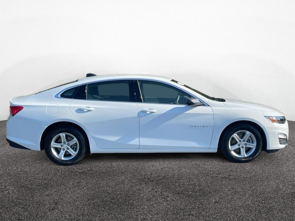 Used 2021 Chevrolet Malibu LS w/1FL Sedan