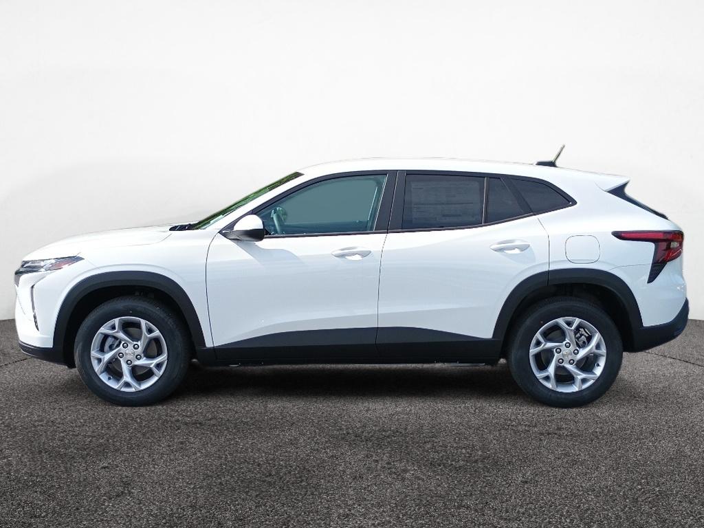 2026 Chevrolet Trax LS - Photo 7