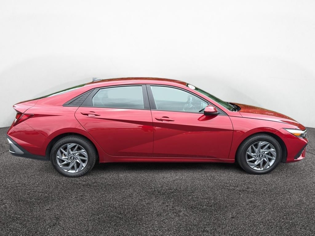 Used 2024 Hyundai Elantra SEL Sedan