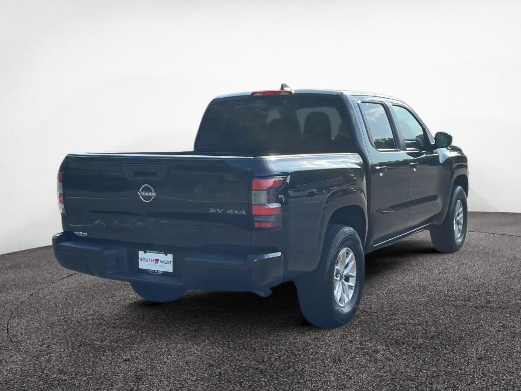 Used 2024 Nissan Frontier SV Truck Crew Cab