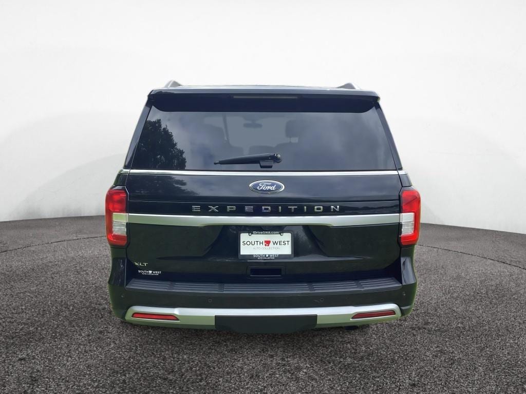Used 2024 Ford Expedition XLT SUV