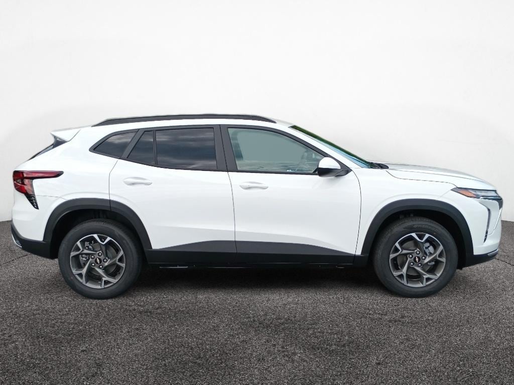 New 2026 Chevrolet Trax LT SUV