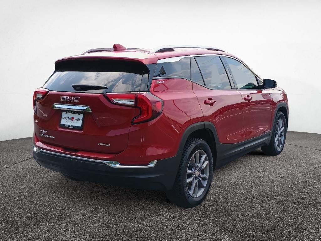 Used 2022 GMC Terrain SLT SUV