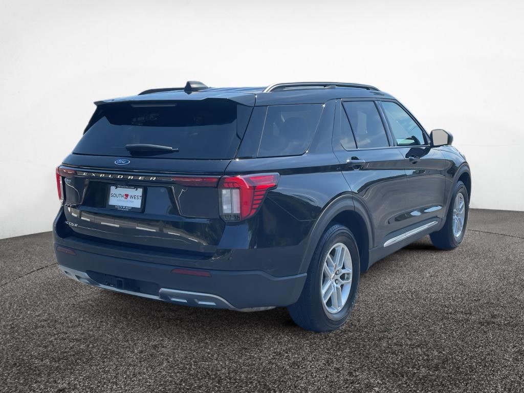 Used 2025 Ford Explorer Active SUV