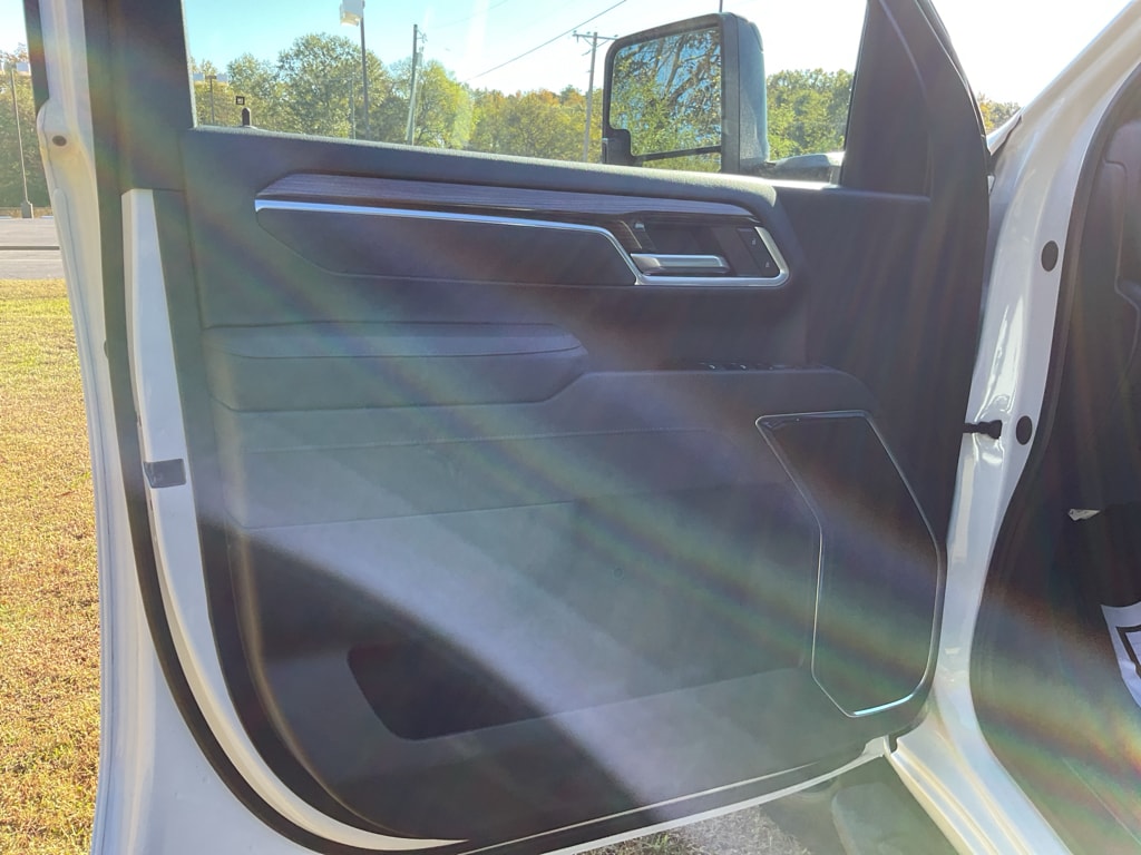 2026 Chevrolet Silverado 2500 HD LT - Photo 9
