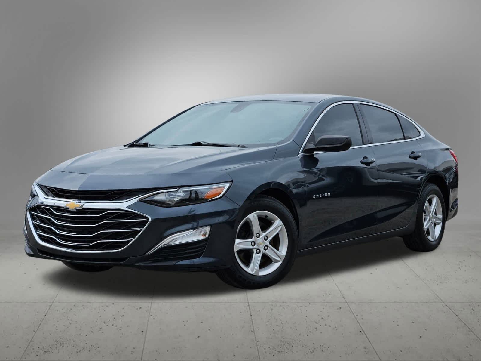 Thumbnail: 2020 Chevrolet Malibu - 1