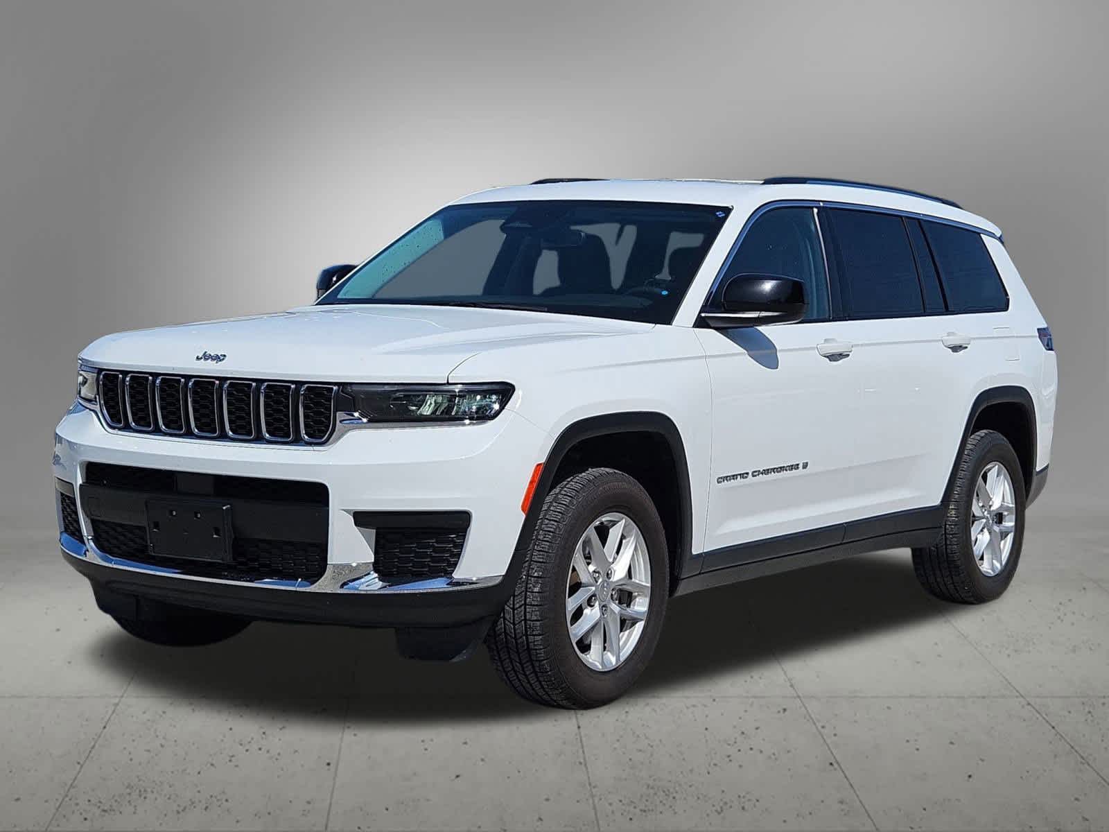 Thumbnail: 2023 Jeep Grand Cherokee L - 9