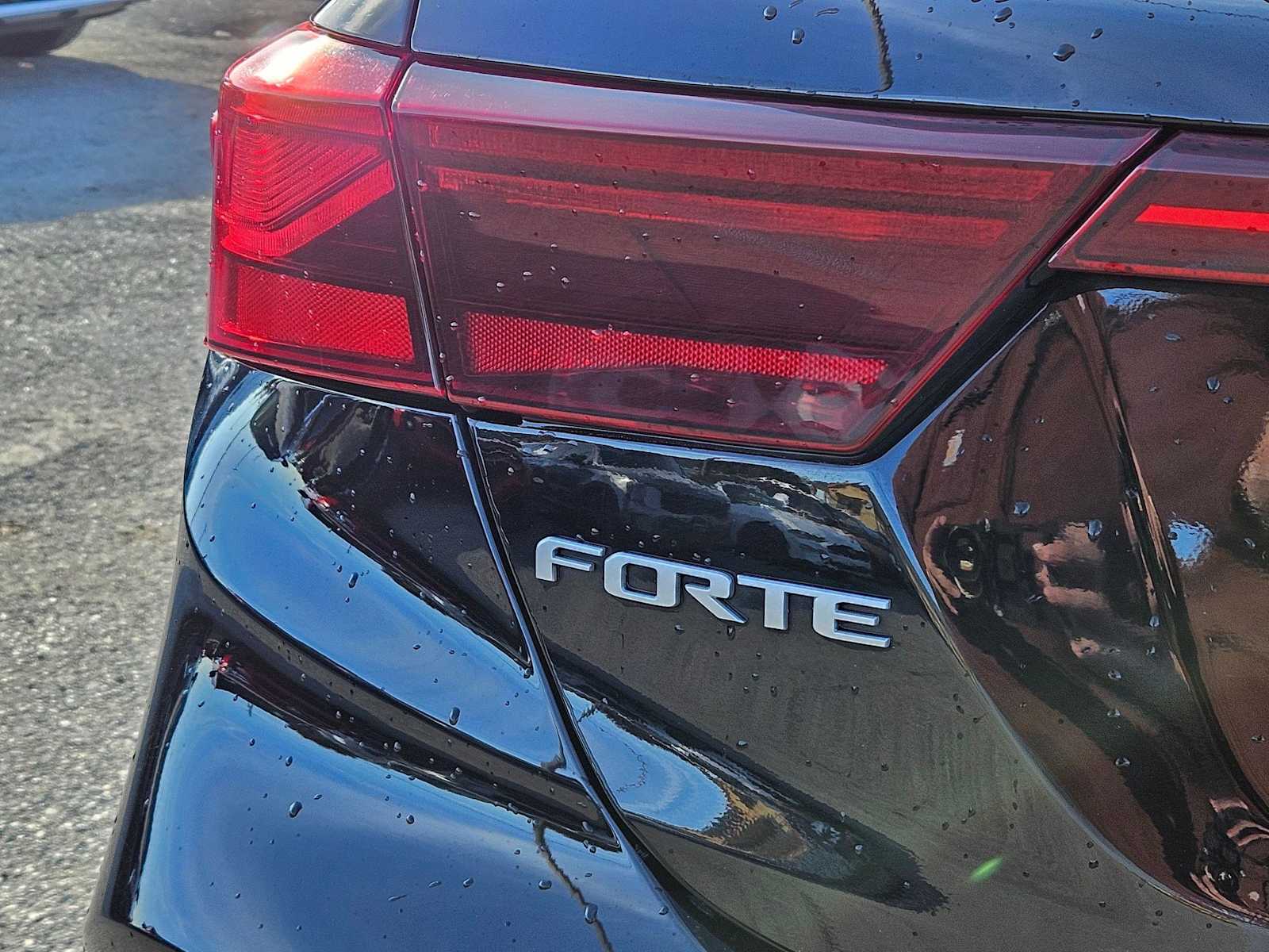 Thumbnail: 2024 Kia Forte - 10