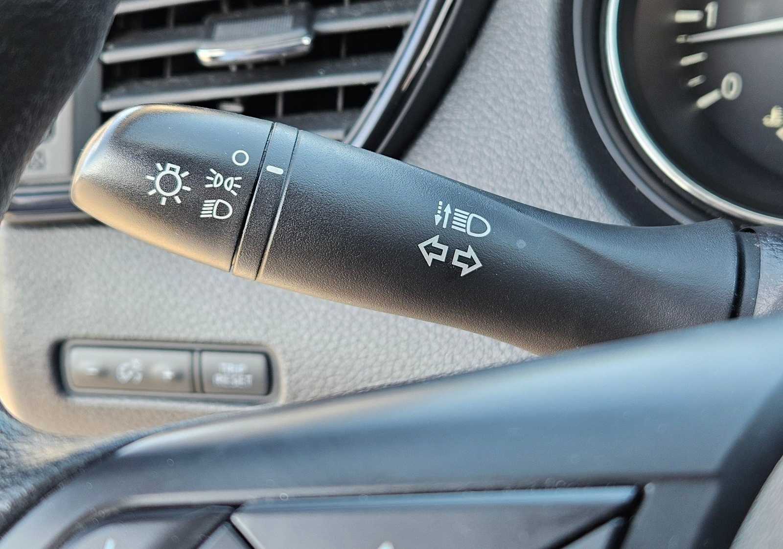 Thumbnail: 2018 Nissan Rogue - 21