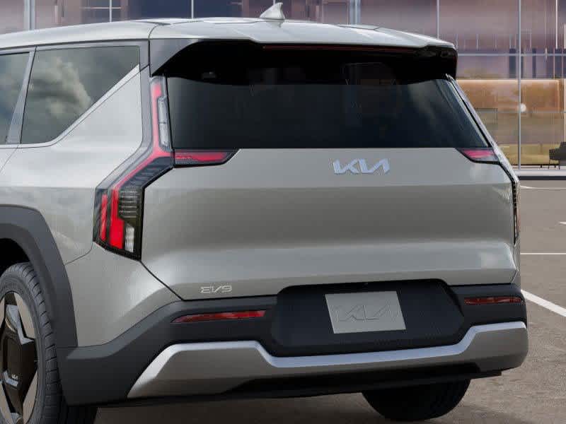 2026 Kia EV9 Light 13