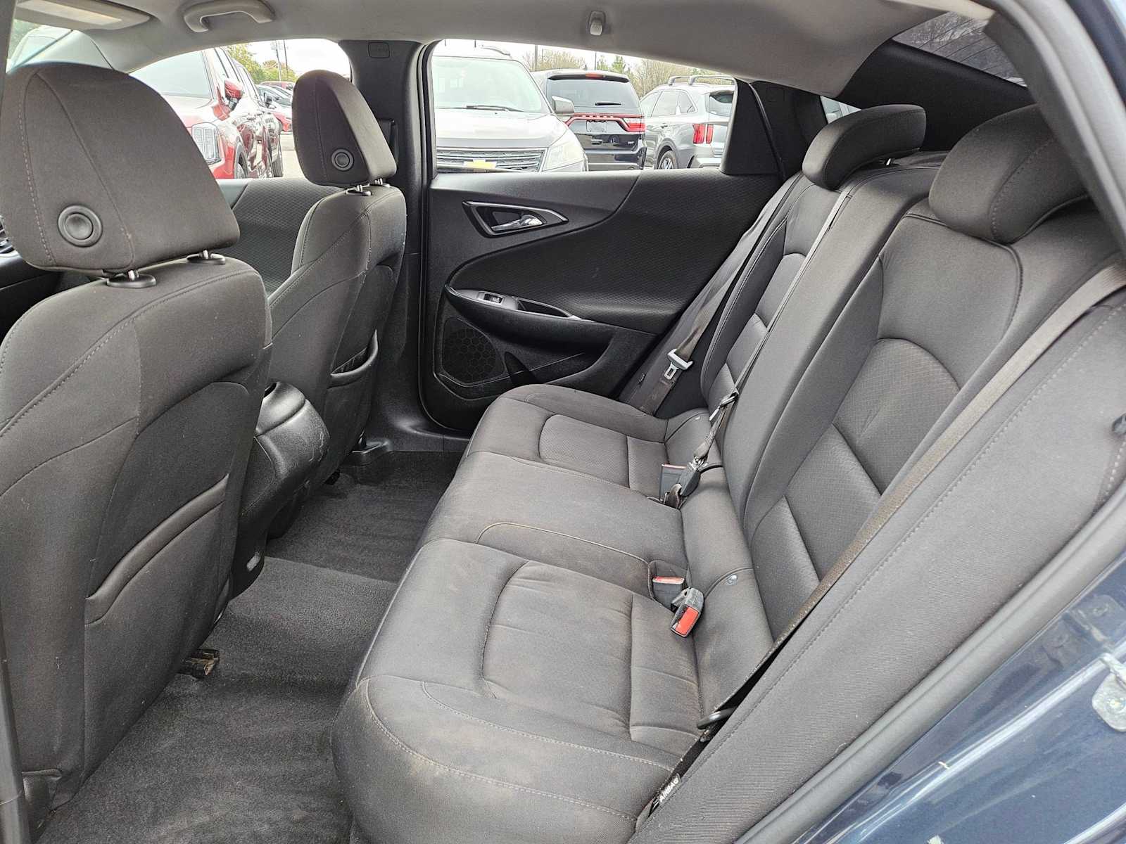 Thumbnail: 2020 Chevrolet Malibu - 18