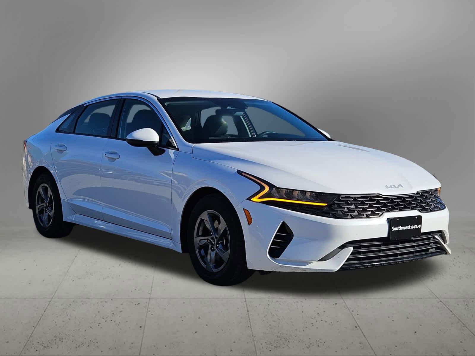 Thumbnail: 2023 Kia K5 - 8