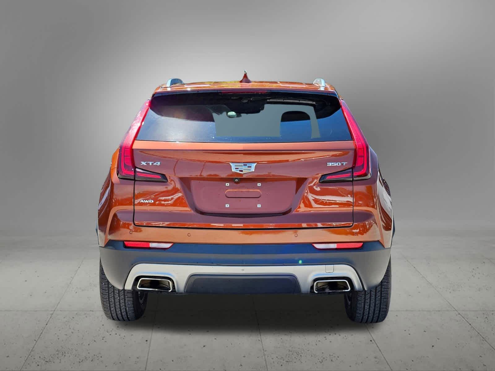 Thumbnail: 2021 Cadillac XT4 - 4