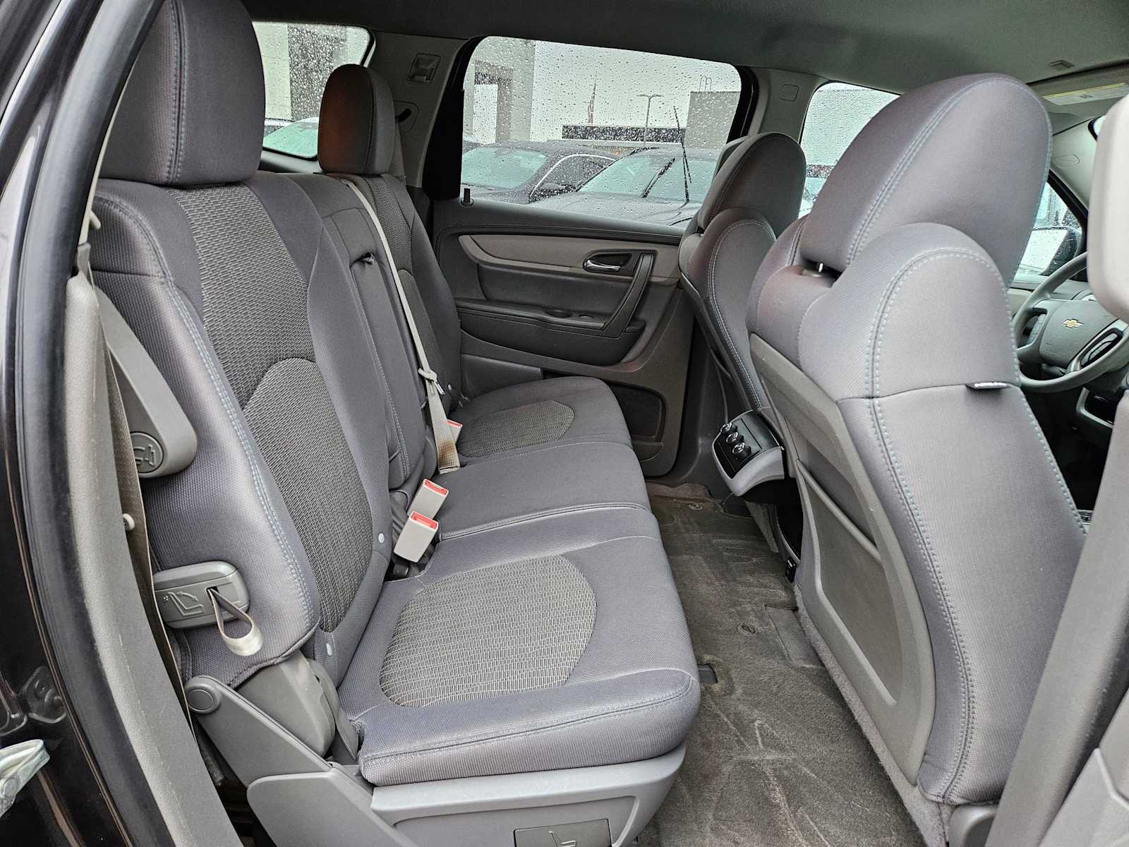 Thumbnail: 2014 Chevrolet Traverse - 22