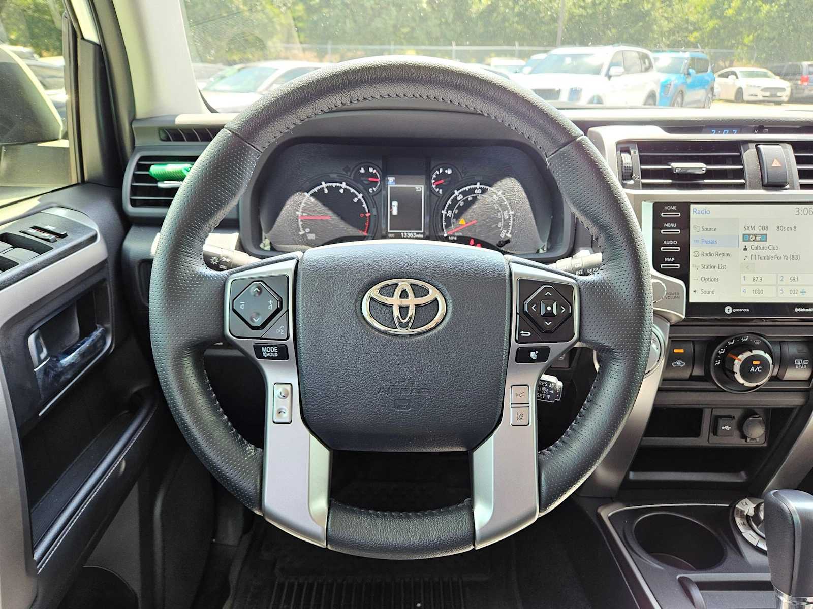 Thumbnail: 2024 Toyota 4Runner - 18