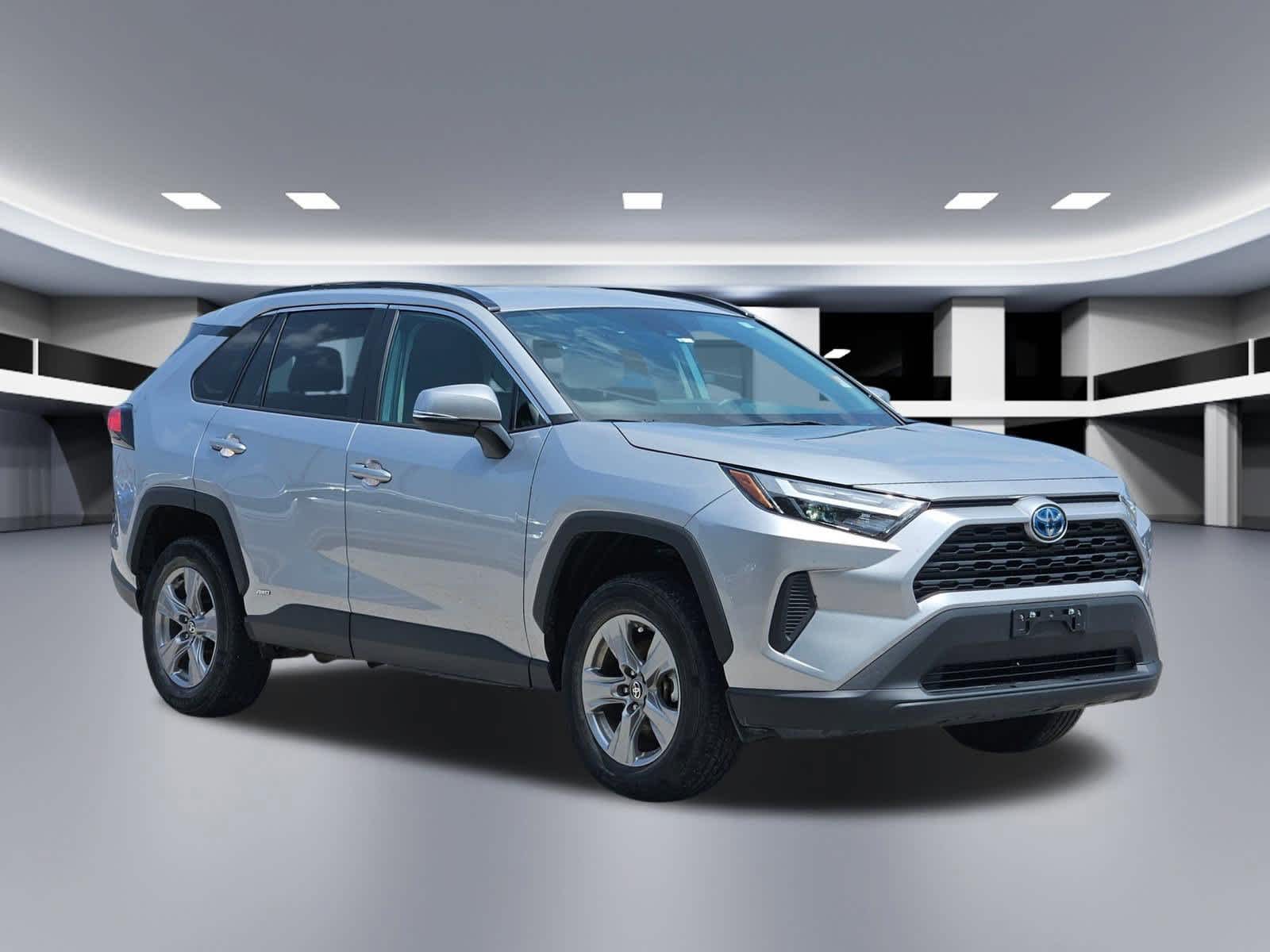 Thumbnail: 2024 Toyota RAV4 - 7