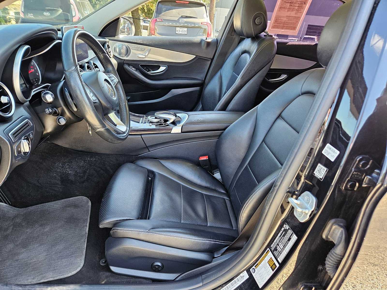 Thumbnail: 2016 Mercedes-Benz C-Class - 15