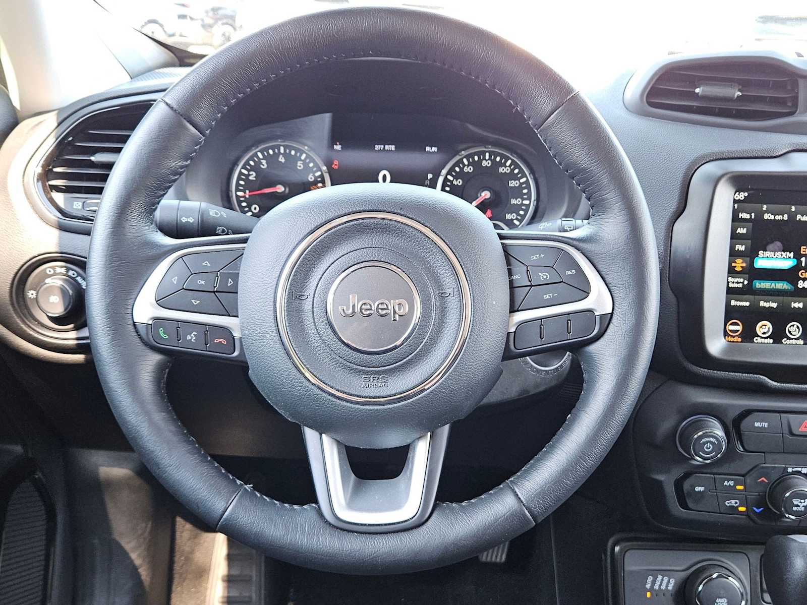 Thumbnail: 2023 Jeep Renegade - 20