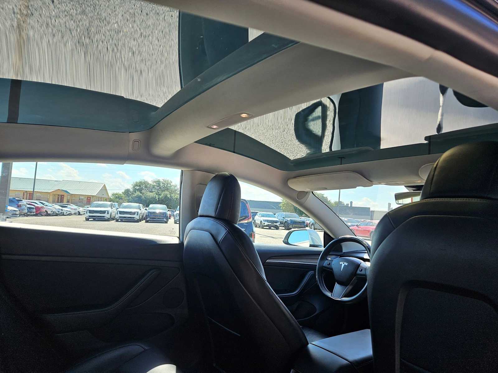 Thumbnail: 2021 Tesla Model 3 - 16
