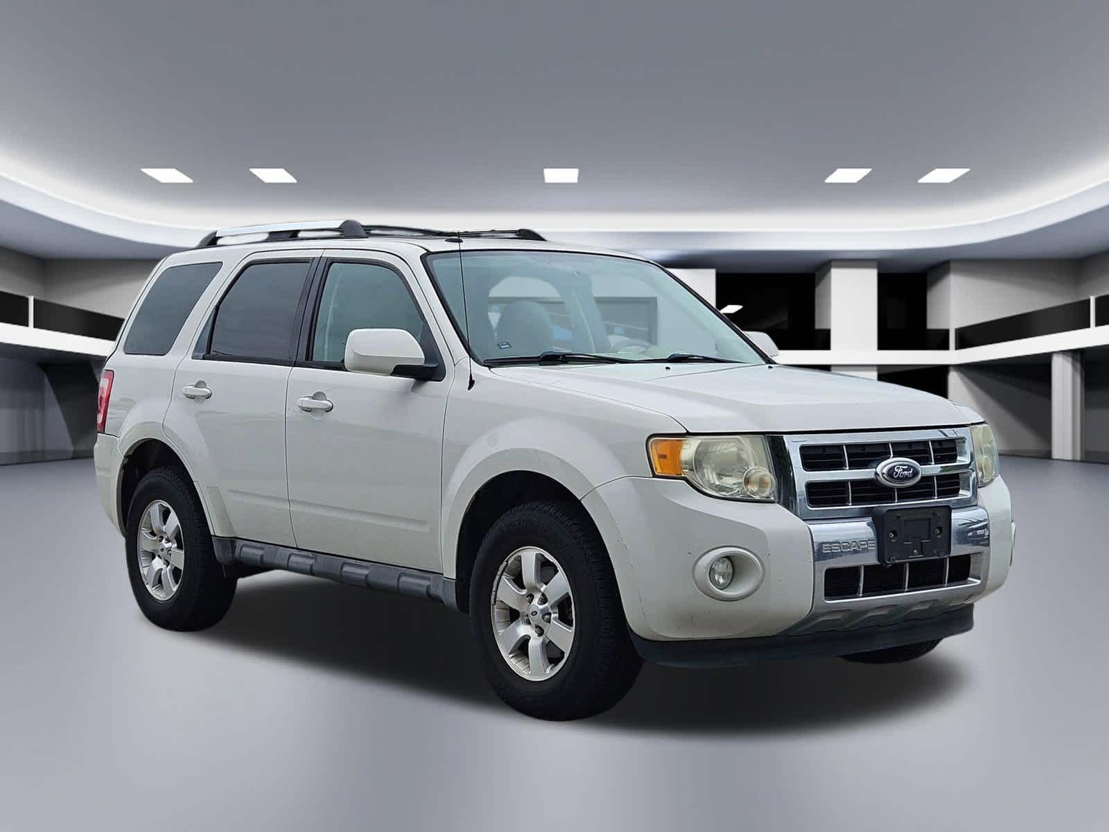 Thumbnail: 2011 Ford Escape - 8