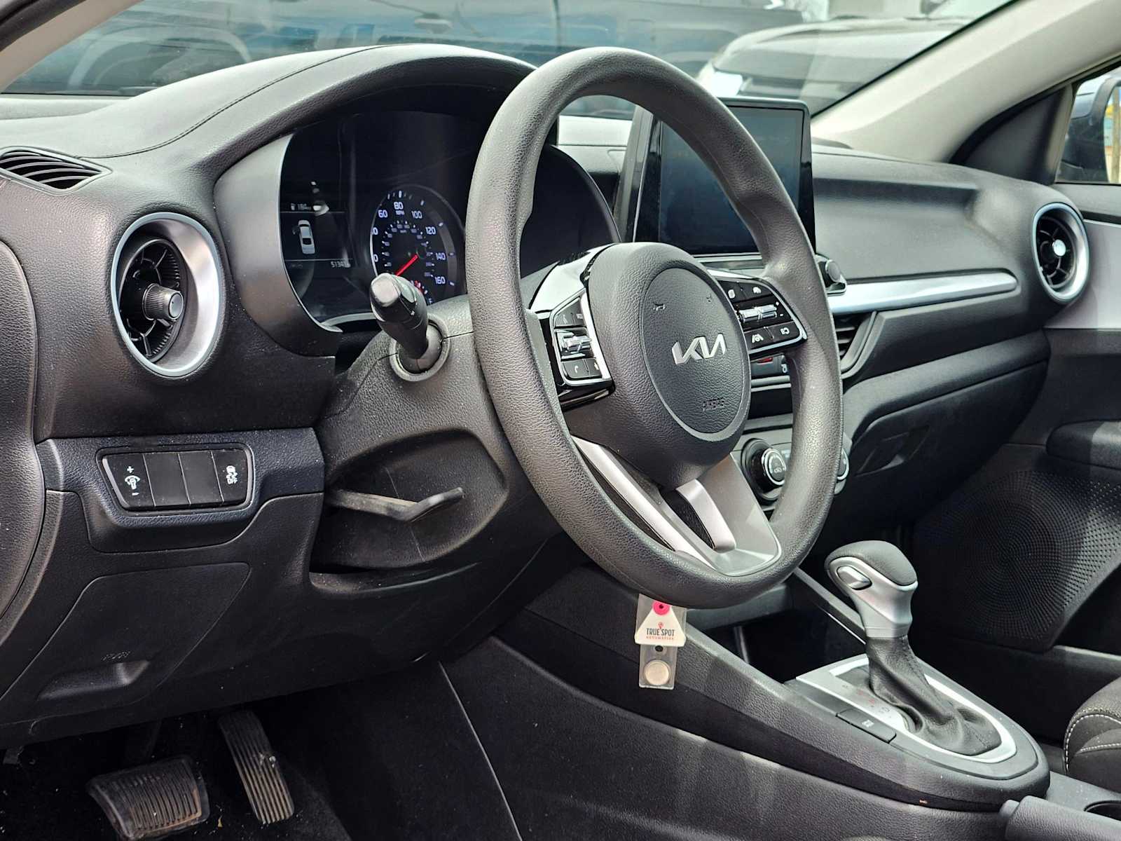 Thumbnail: 2024 Kia Forte - 2