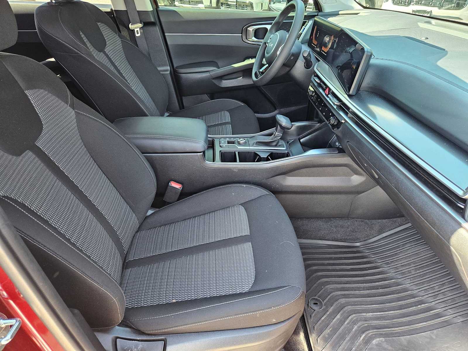 Thumbnail: 2025 Kia Sorento - 19