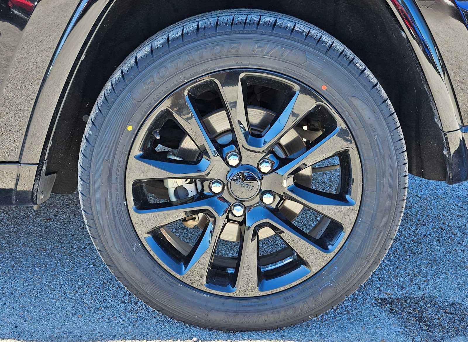 Thumbnail: 2023 Jeep Grand Cherokee - 11